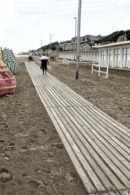 deauville back
